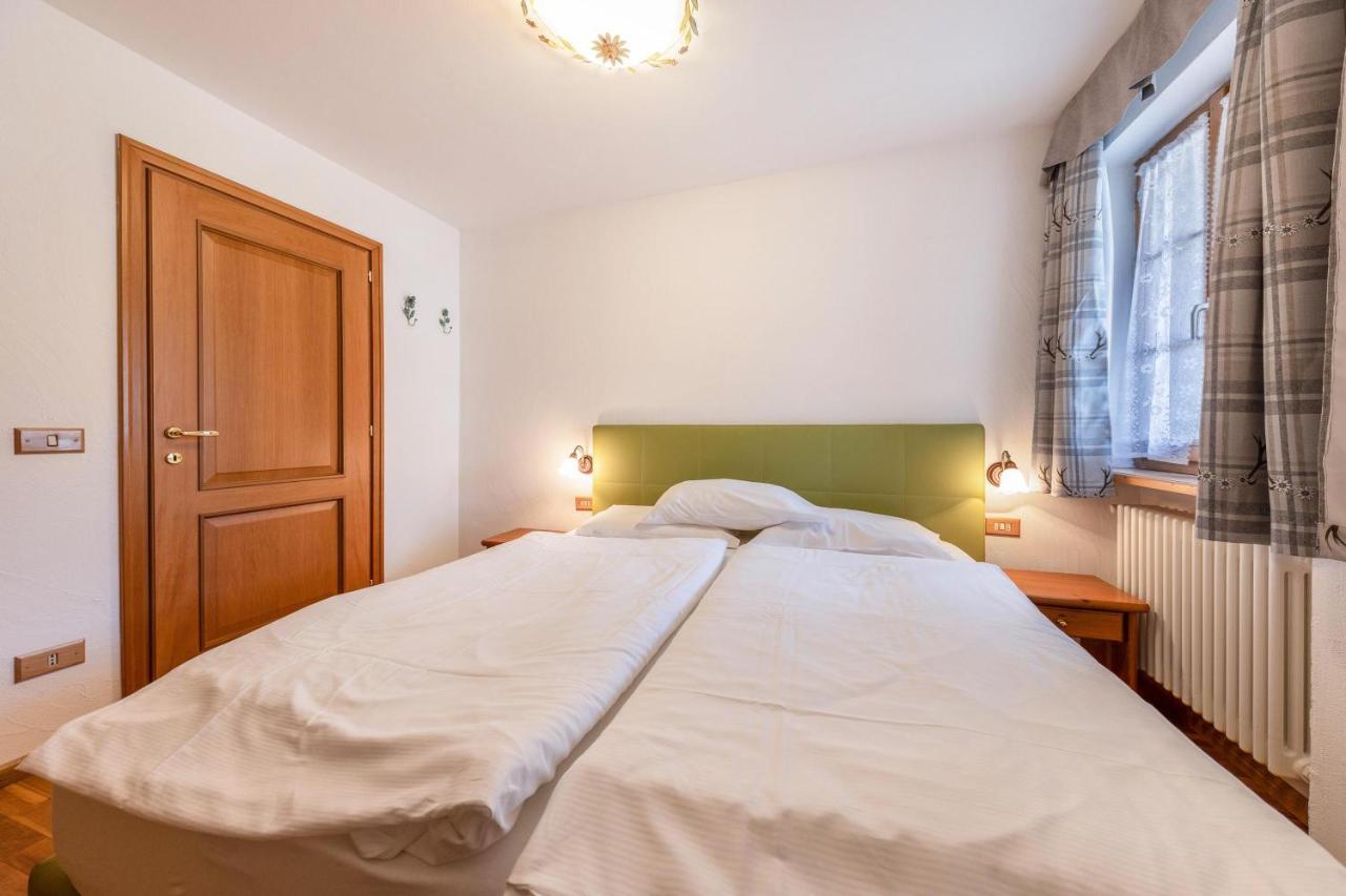 Ciasa Sommavilla Calendula Vigo di Fassa Esterno foto